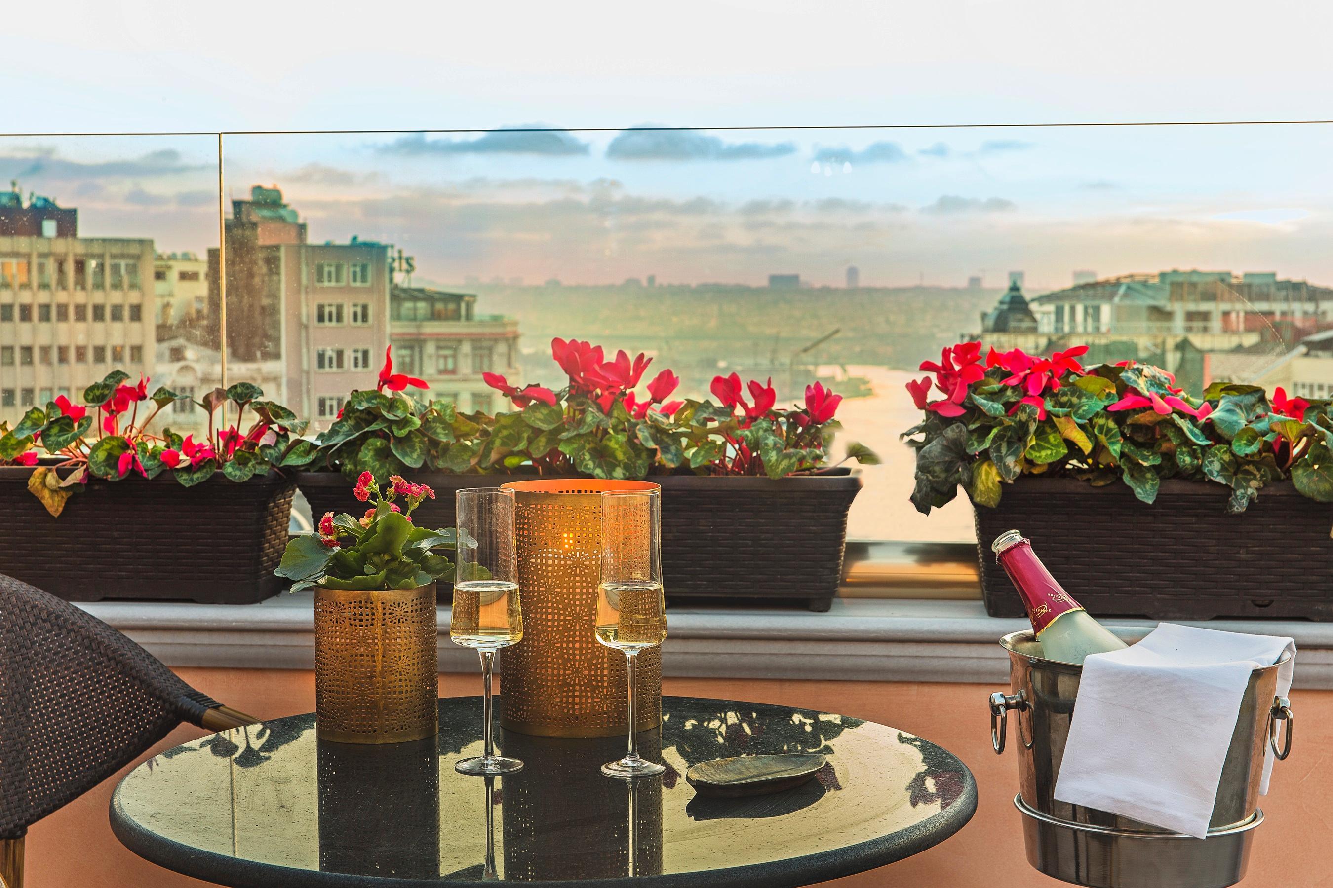 Meroddi Bagdatliyan Hotel Istanbul Exterior photo